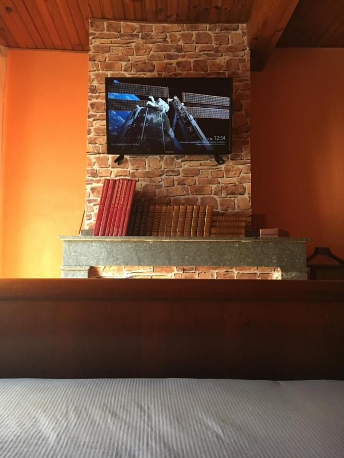 Casa Du Bassin Bed & Breakfast Castelnaudary Ngoại thất bức ảnh